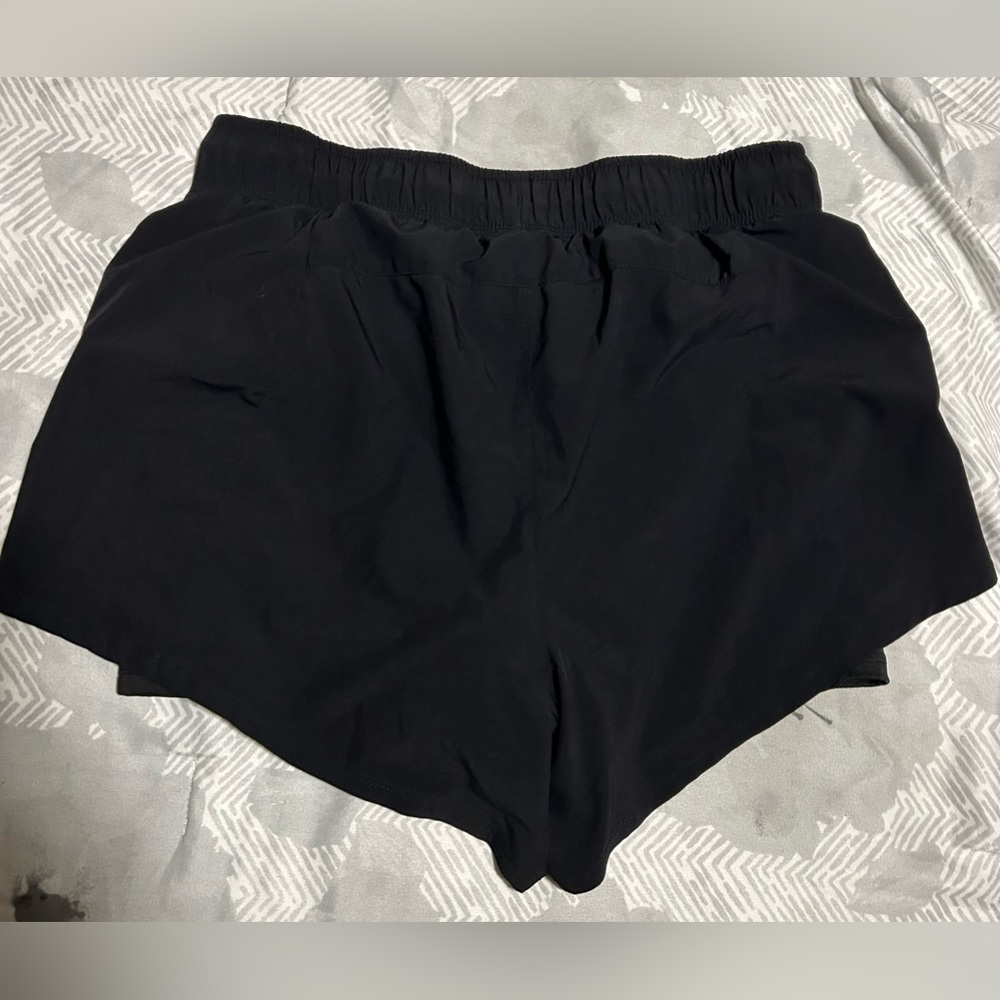 🔥Like new Avia Black sport shorts with spandex liner &pockets-size L 12-14 - Picture 2 of 16
